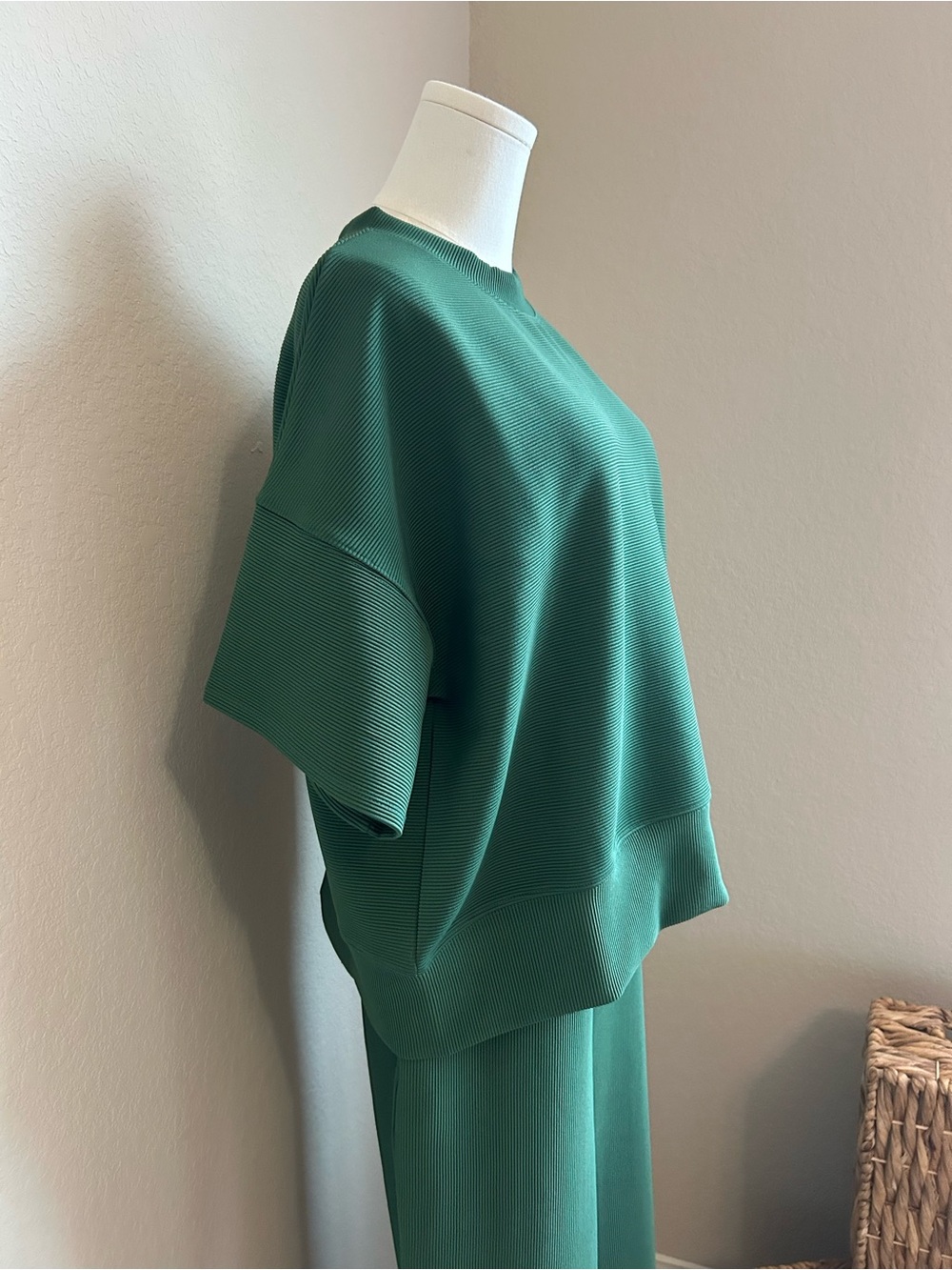 Zenana Outfitters Deep Green Wide-Leg Two-Piece Set - Picture 3 of 9